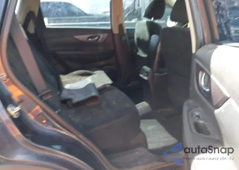 2015 Nissan Rogue S z USA, uszkodzony, nr VIN 5N1AT2MTXFC927053